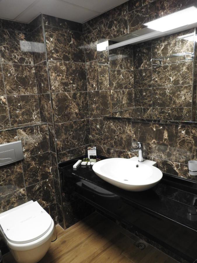 Inn Town Hotel إسكيشير المظهر الخارجي الصورة