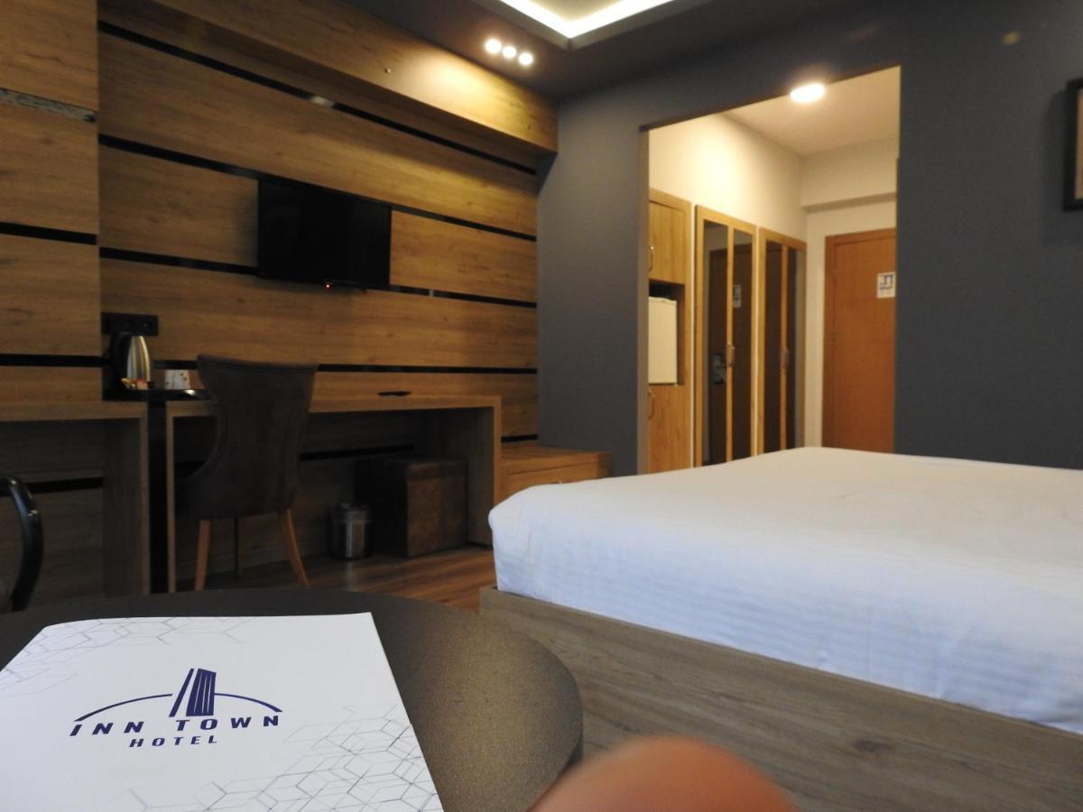 Inn Town Hotel إسكيشير المظهر الخارجي الصورة