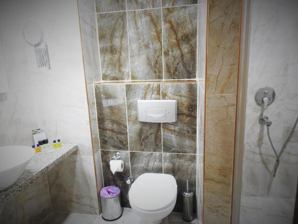 Inn Town Hotel إسكيشير المظهر الخارجي الصورة