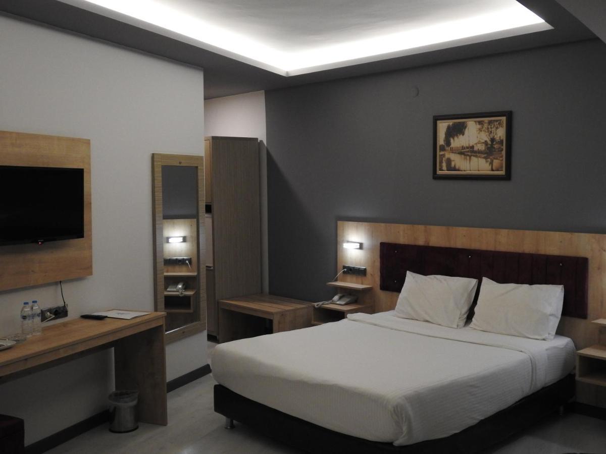 Inn Town Hotel إسكيشير المظهر الخارجي الصورة