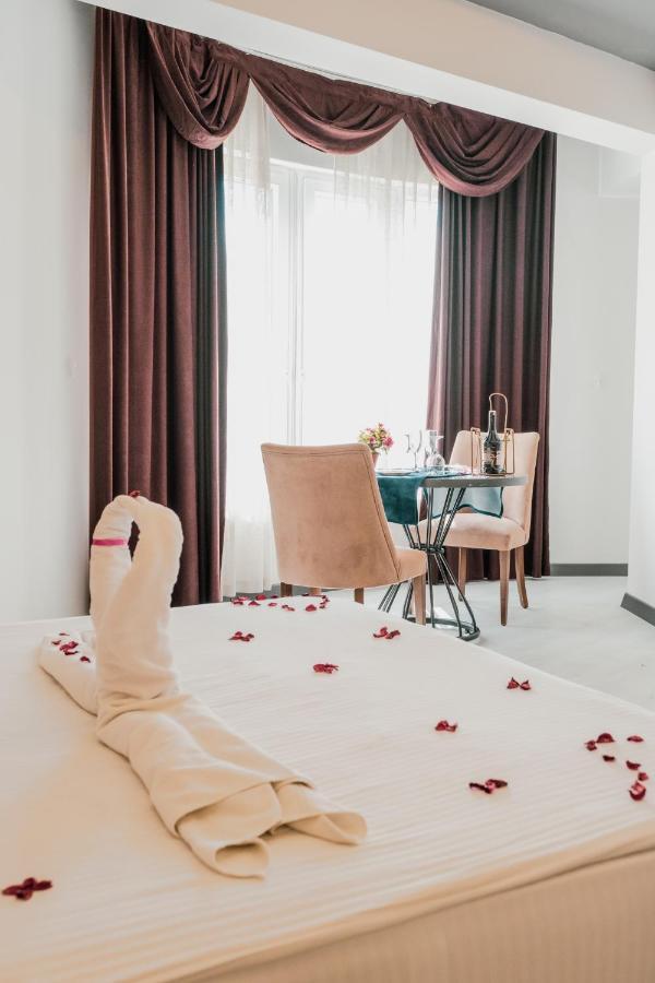 Inn Town Hotel إسكيشير المظهر الخارجي الصورة